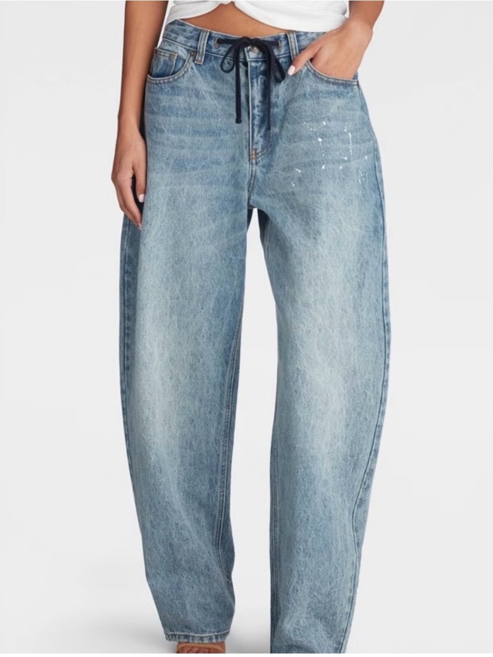 KBB by KAHLANA
Women's Mid-Rise Barrel
Leg 'The Lynnox Jean' with Paint Splatter